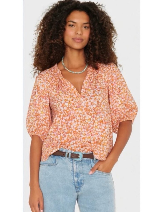 XiRENA Tops - Xirena Jules Short Puff Sleeve Blouse Top in Floral Marigold Orange Small